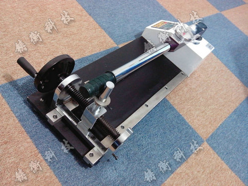 扭力扳手測(cè)量?jī)x圖片