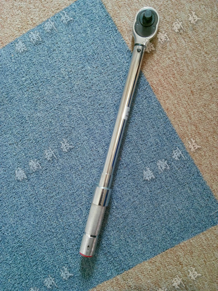 預(yù)置式扭力扳手圖片